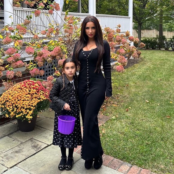 Stunning thick chic ribbed maxi sweater/dress with snap buttons😍 - Picture 7 of 7